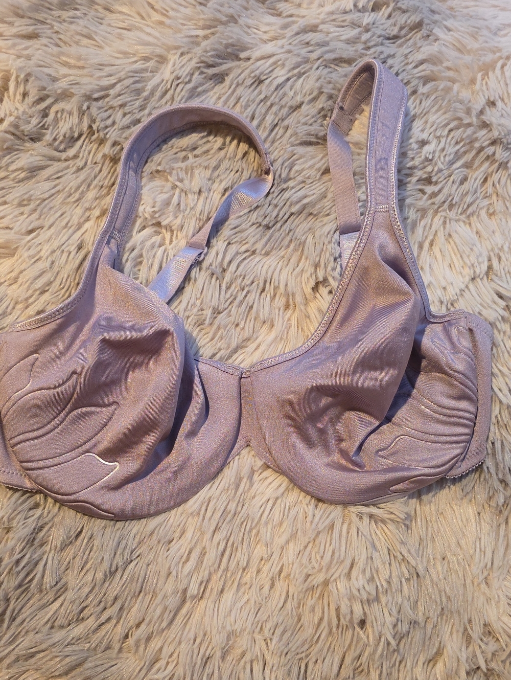 Bali Lavender Underwire Bra with Subtle Stitching